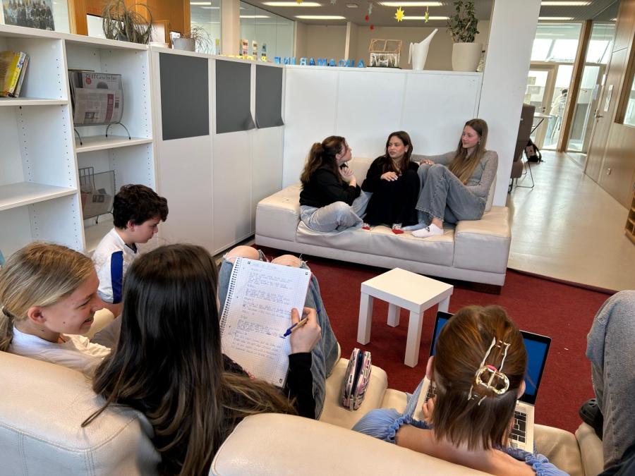 Arbeiten in der "Chill Out Lounge"